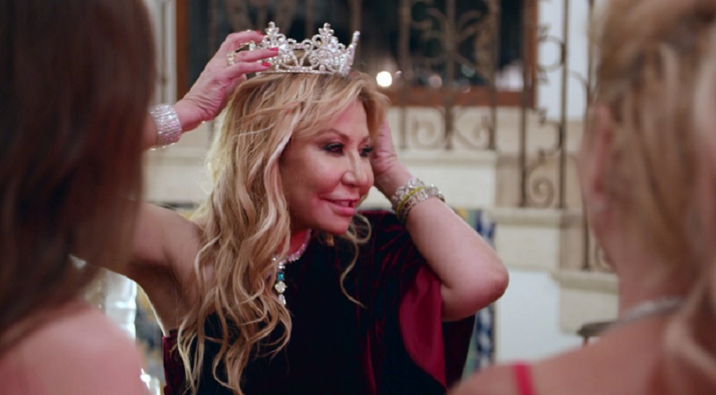 The Empire of Bling: ¡La clasificación por fortuna de los candidatos! 2 anna bling imperio