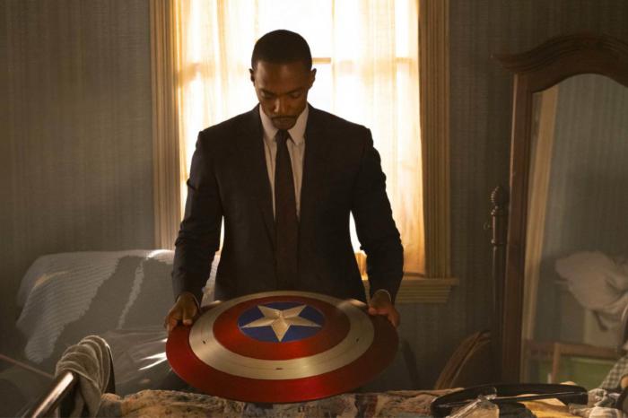 1618476006 221 Falcon and the Winter Soldier esta pista que sugiere el