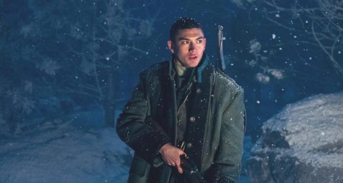 1619451607 545 Netflix en Shadow and Bone Jessie Mei Li Alina eligio