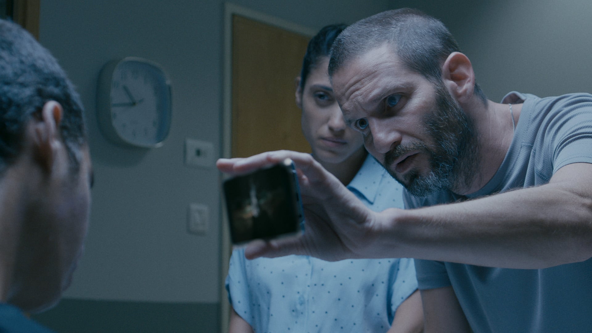 Netflix: después de Quién mató a Sara, este nuevo thriller psicológico envía una imagen terrible de nuestra sociedad 4 Espacio negro