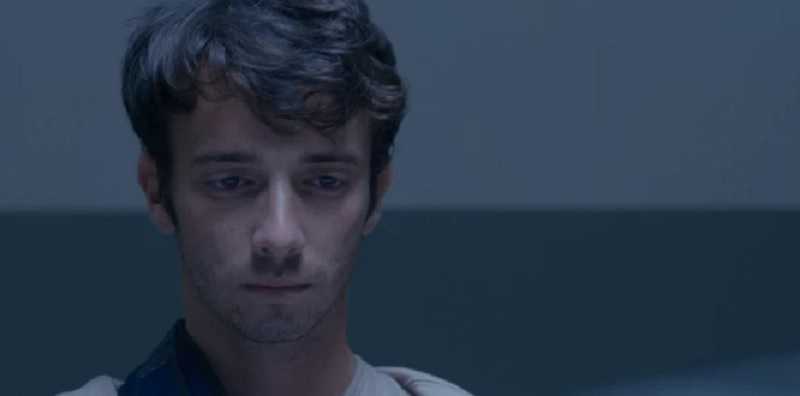 Black Space Season 1: ¡Explicación del final de la serie de Netflix! 1 black space saison 1 fin