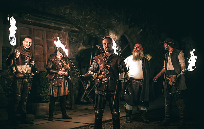 1628844485 548 The Witcher esta escuela oficial te permite cazar monstruos como