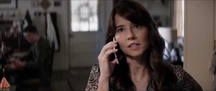 Hawkeye: Linda Cardellini se revela en el nuevo tráiler 1 Hawkeye: Linda Cardellini se revela en el nuevo tráiler