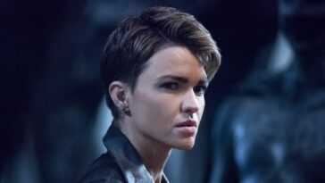 Batwoman: Ruby Rose acusa a WBTV de abuso, estudio responde
