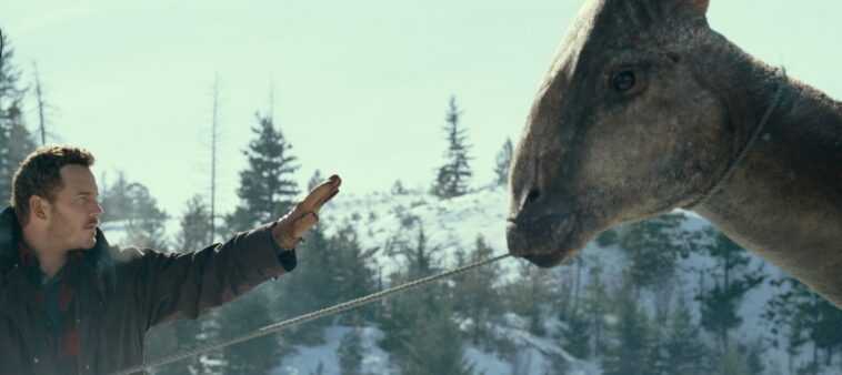 Jurassic World 3 The World De: Chris Pratt frente a un dinosaurio (foto) 1 Jurassic World 3 The World De: Chris Pratt frente a un dinosaurio (foto)