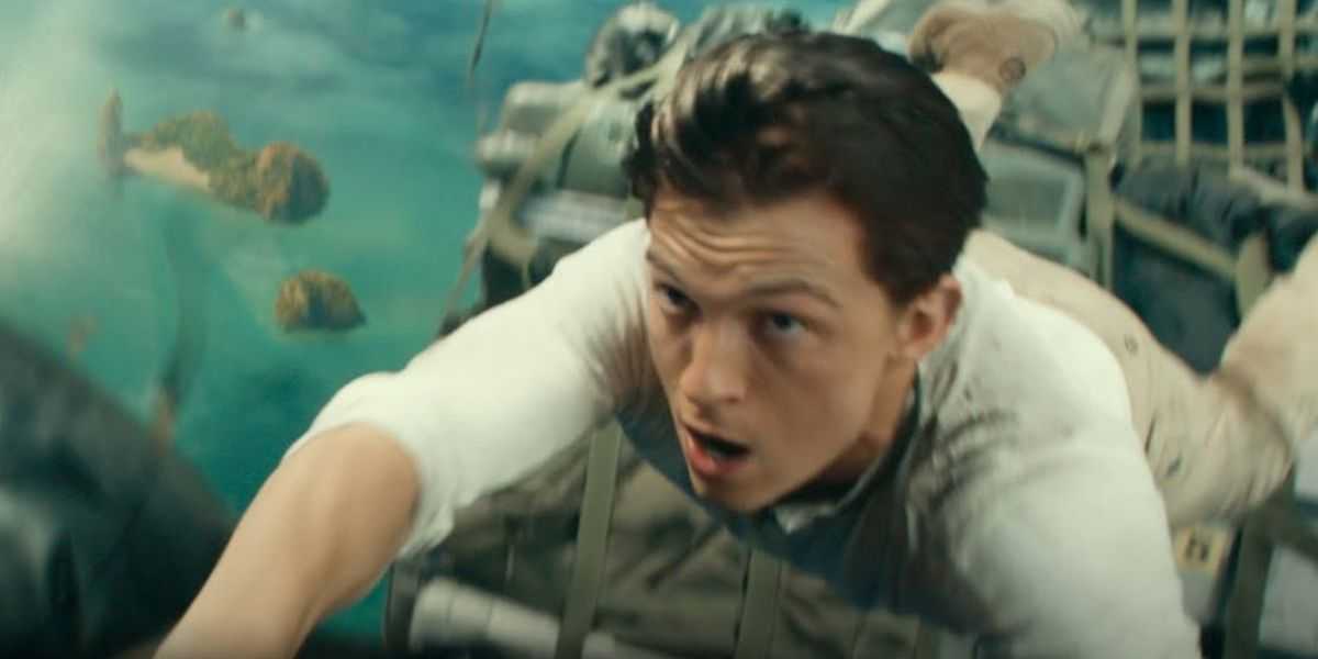 Uncharted: ¡Tom Holland en una escena vertiginosa a bordo de un avión de carga!