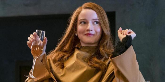 1645718409 608 Netflix la serie Inventing Anna ha puesto completamente patas arriba