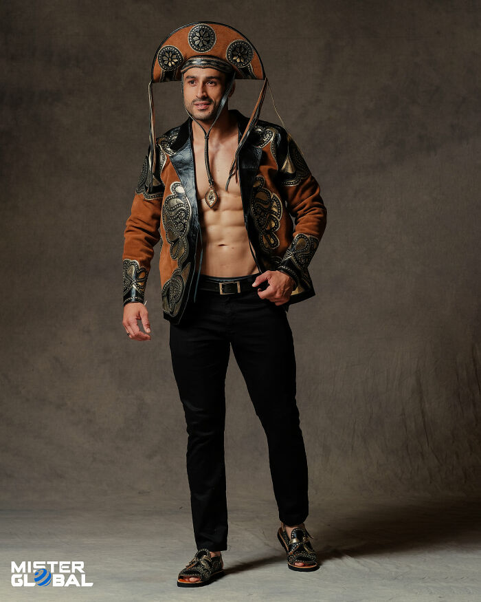 1647872647 195 30 atuendos tradicionales que parecen jefes de videojuegos