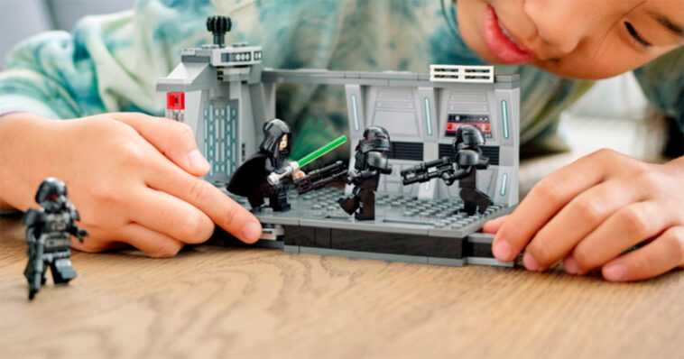 LEGO Dark Troopers Attack: un súper juego para construir con la serie Star Wars: The Mandalorian 1 LEGO Dark Troopers Attack: un súper juego para construir con la serie Star Wars: The Mandalorian