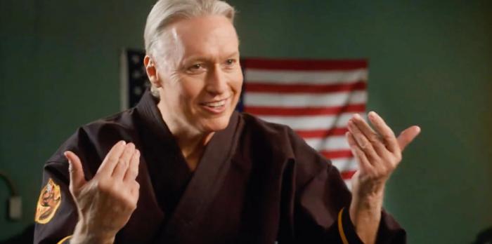 Cobra Kai temporada 5 este nuevo villano causara problemas a