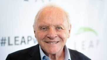 Rebel Moon: Anthony Hopkins se une a la película de Zack Snyder