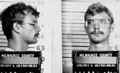 Netflix: la nueva serie del creador de American Horror Story se revela con esta primera imagen macabra 4 Asesinos en serie, Parte 7: Jeffrey Dahmer—FBI