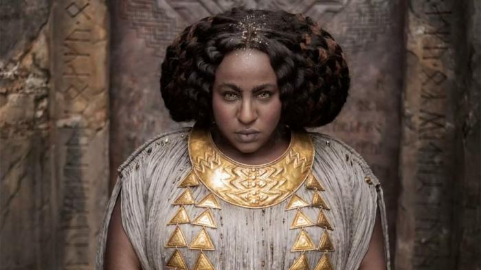 1663338513 38 Los anillos del poder la identidad del extrano ya puede