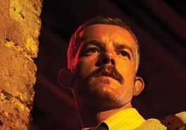 American Horror Story NYC: "Una temporada como ninguna otra" y Russell Tovey en el cartel (teaser)