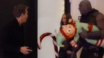 Guardianes de la Galaxia: ¡Los Guardianes secuestran a Kevin Bacon!  (Tráiler especial de Navidad)