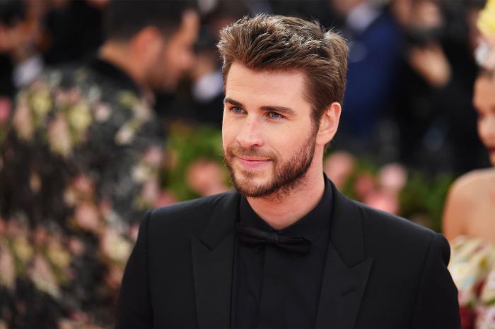 1667345774 397 The Witcher Liam Hemsworth rinde homenaje a Henry Cavill tras