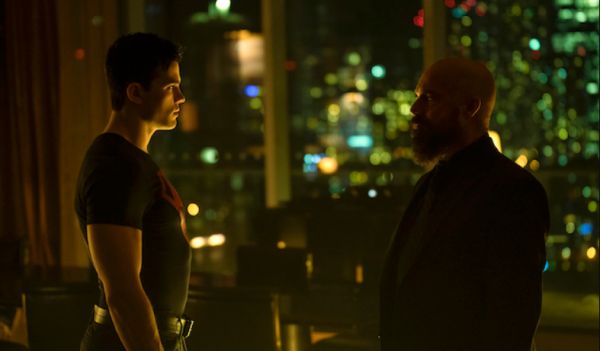 Titans temporada 4 entrada impactante de Lex Luthor SPOILERS