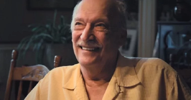 Pamela a Love Story: ¿Qué pasa con Barry Anderson hoy? 1 Ayther logo