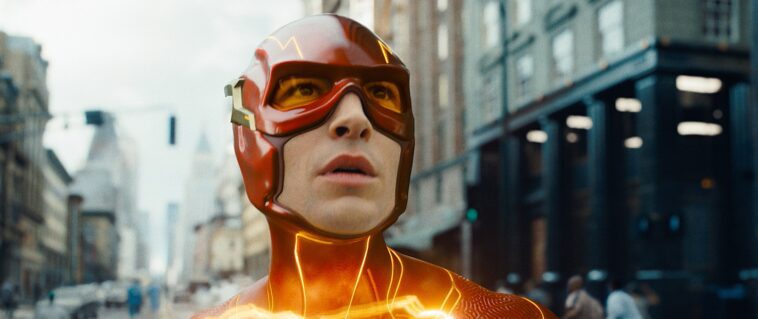 The Flash: La controversia de Ezra Miller nunca puso en peligro la producción 1 The Flash: La controversia de Ezra Miller nunca puso en peligro la producción