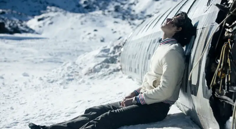 El Círculo de Nieve: ¿Por qué su orina se volvió negra? 2 orinar negro en el círculo de nieve