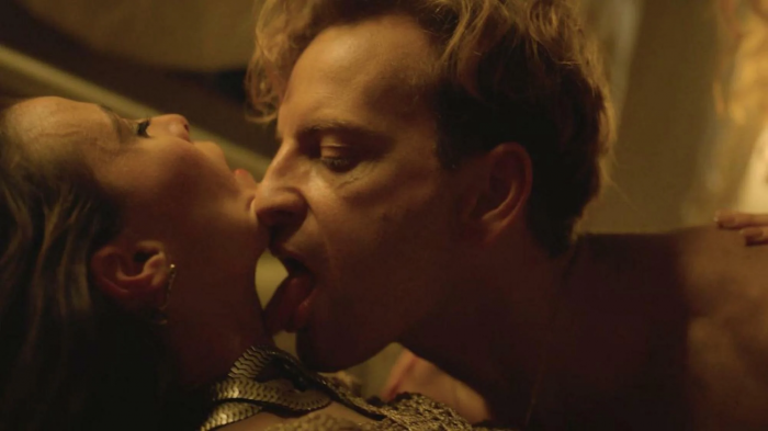 Extracto de la serie Supersex