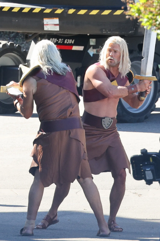 Thor 5: no, estas imágenes de Chris Hemsworth no son las de la próxima Marvel 19 Choque de clanes