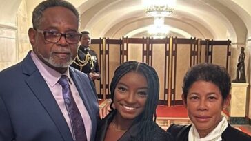 simone biles parents aujourdhui
