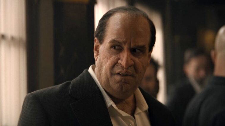 El Pingüino: Explicación del episodio 2 - un doctor sospechoso y una operación fallida 1 Le Pingouin (Colin Farrell) dans The Batman