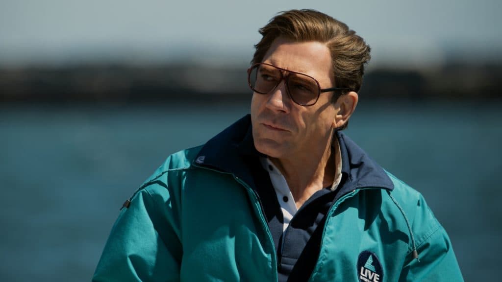 Monstruos: ¿Cuál era la fortuna de José Menéndez antes de su muerte? 2 José Menéndez frente al mar