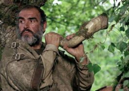 Sean Connery en Robin Hood: La Rosa y la Flecha, la película que Disney nunca se habría atrevido a imaginar