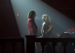Harley Quinn (Lady Gaga) et Arthur Fleck (Joaquin Phoenix) dans Joker: Folie à Deux
