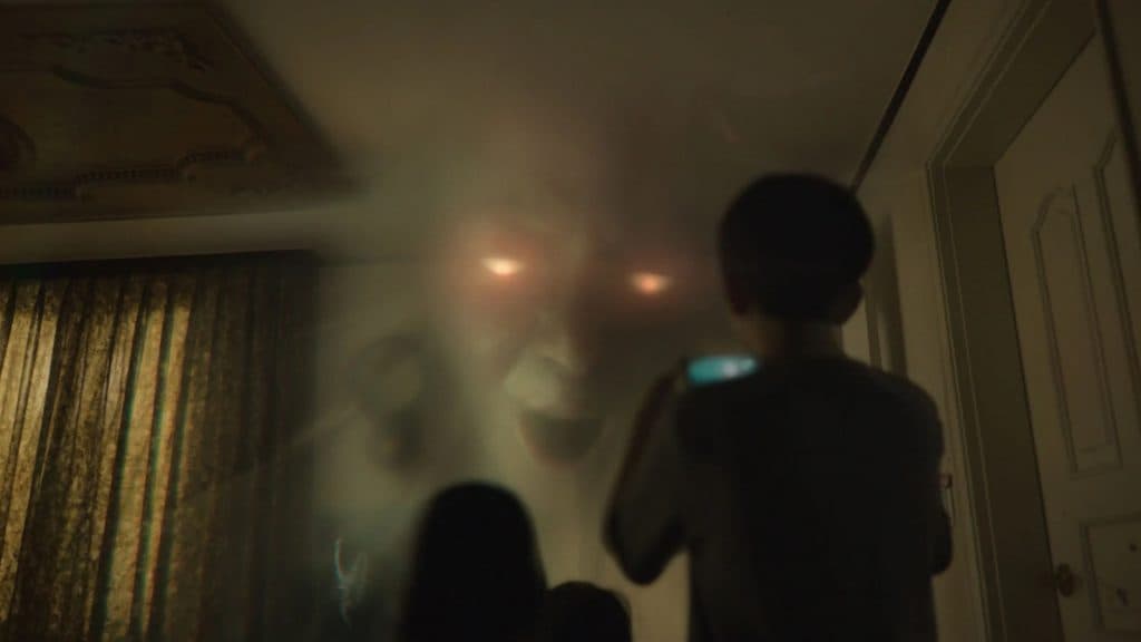 El rostro de un ángel haciendo una profecía en Hellbound