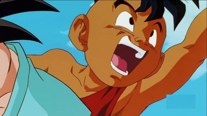 Uub en la espalda de Goku