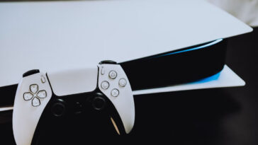 1741865182 Ps5 Pack Sony Console Con Un Segundo Joystick En Promocion.jpg