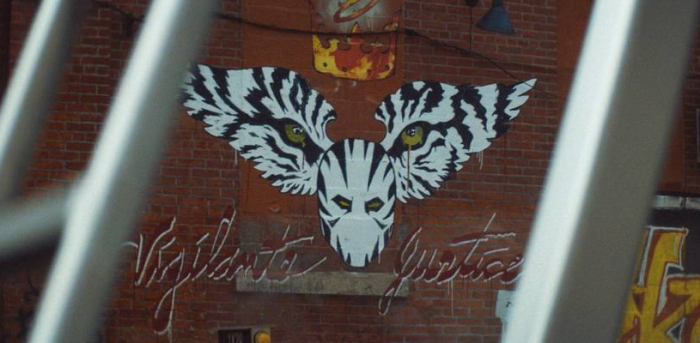 Daredevil nació de nuevo: los 12 mejores huevos de Pascua en el episodio 4 7 Un nuevo fresco de musa