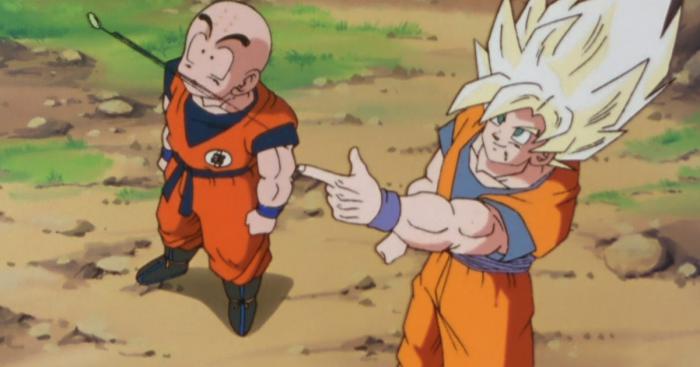 Goku le da a Cell un senzu