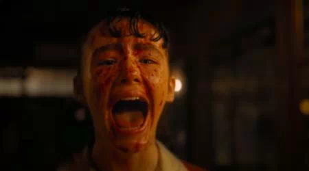 Bienvenido a Derry Face Bloody Girl