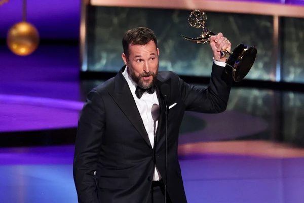 1757971582 451 Premios Emmy 2025 Adolescencia y The Studio triunfan – Palmares