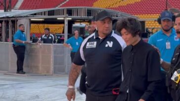 ¡Pyjama Man, el hombre que atacó a Ariana Grande, despedido del concierto de Lady Gaga!