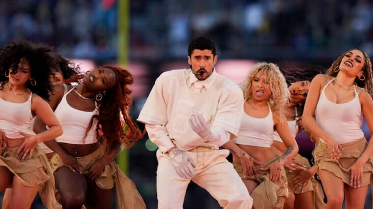 ¿Bad Bunny tuvo chaleco antibalas en el Super Bowl?