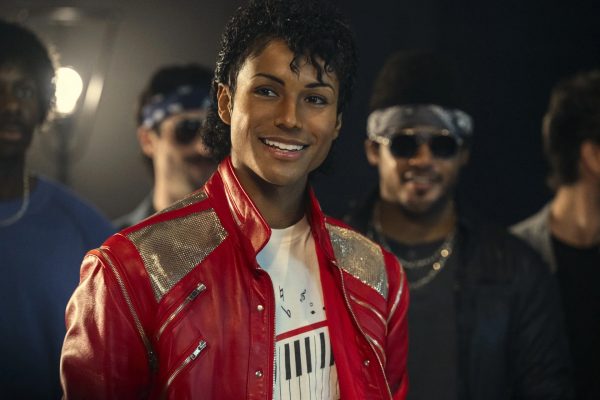 Michael: Más grandes éxitos que dramático 3 1776861580 814 Michael Mas grandes exitos que dramatico