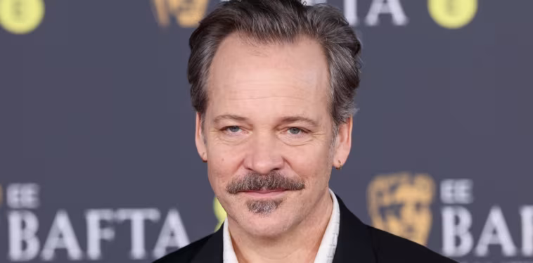La última de nosotros temporada 3: Peter Sarsgaard se une a la serie en un papel clave 1 La última de nosotros temporada 3: Peter Sarsgaard se une a la serie en un papel clave