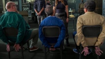 Stuart no logra salvar el universo: Cameo sorpresa de un miembro original de Big Bang Theory (spoilers episodio 2)