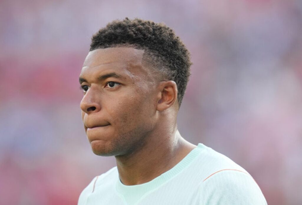 Kylian Mbappé: ¡5 cosas que debes saber sobre el futbolista! 2 cosas que debes saber de mbappé