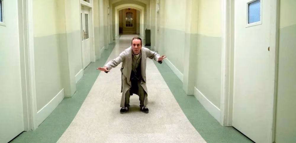 Stuart no logra salvar el universo: El misterio se profundiza en el episodio 4 (spoilers) 20 Stuart no logra salvar el universo: El misterio se profundiza en el episodio 4 (spoilers)