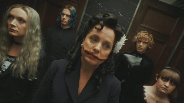 1791471143 797 American Horror Story 13 Reunion Familiar del Infierno
