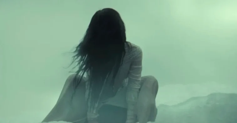 Debajo de la temporada 1: ¿Quién es la bruja? 1 Debajo de la temporada 1: ¿Quién es la bruja?